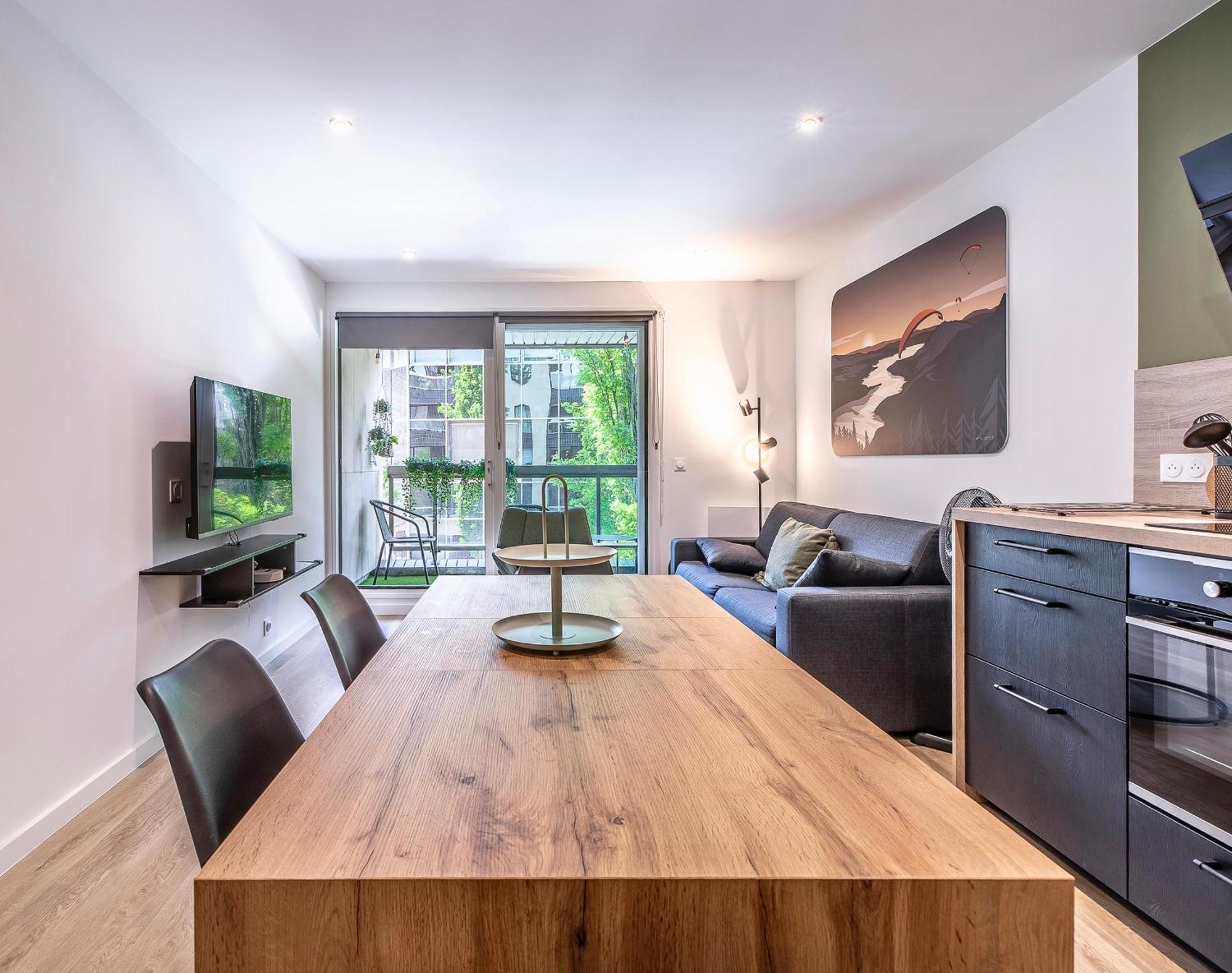 Appartement Moderne Au Coeur D'Annecy - A Deux Pas Du Lac Et De La Vieille Ville Extérieur photo