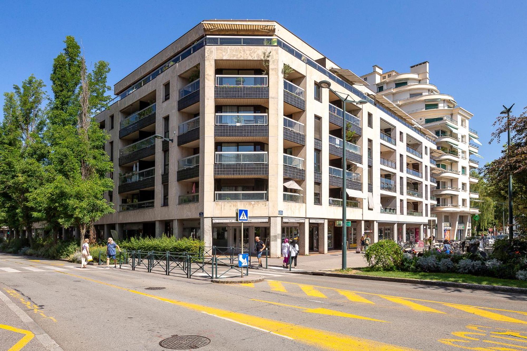 Appartement Moderne Au Coeur D'Annecy - A Deux Pas Du Lac Et De La Vieille Ville Extérieur photo